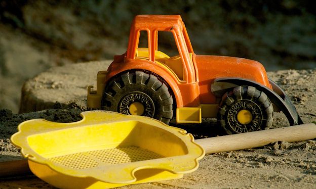 sand tractor toy